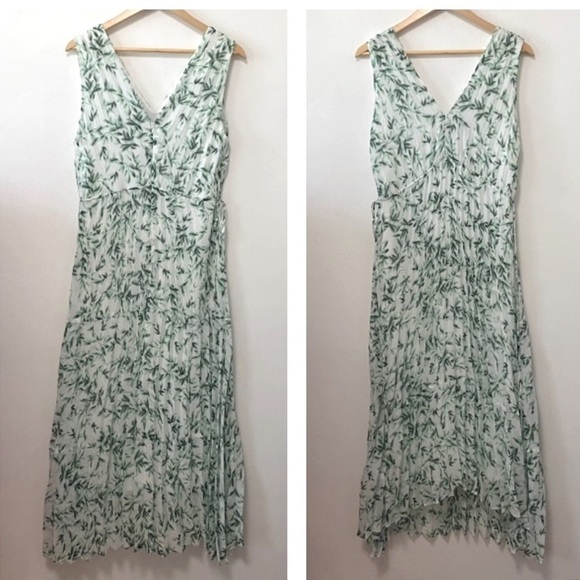 Just Taylor Pleated V Neck Leaves Print Midi Dress - Picture 1 of 11